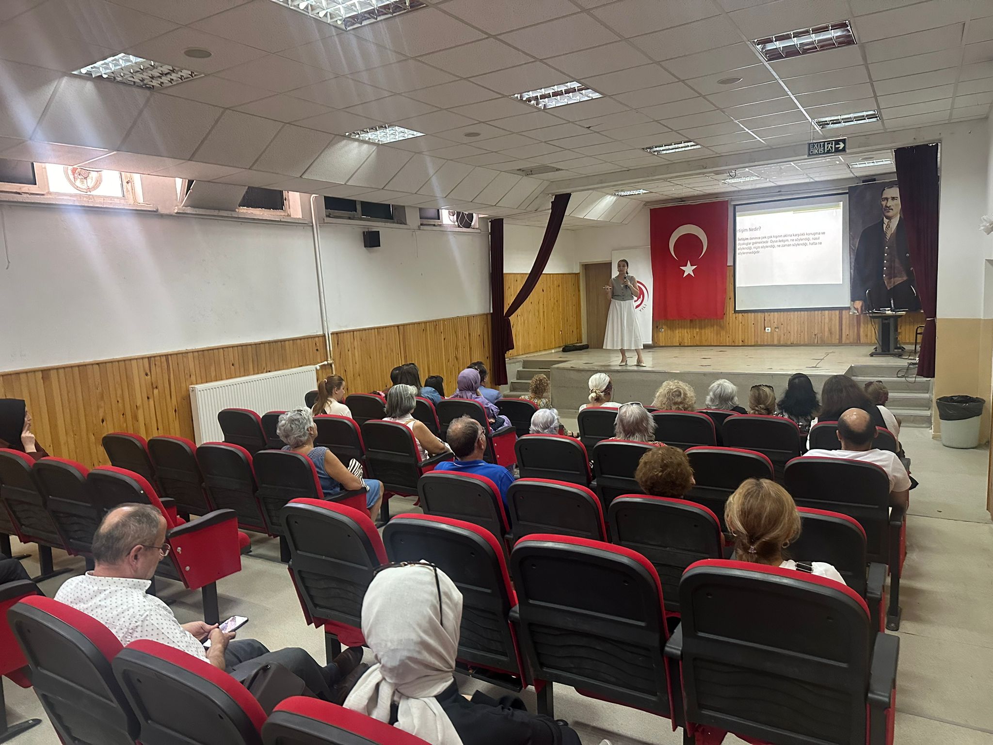 Ankara Yenimahalle’de Aile Değerleri ve İletişim Atölyesi Düzenlendi