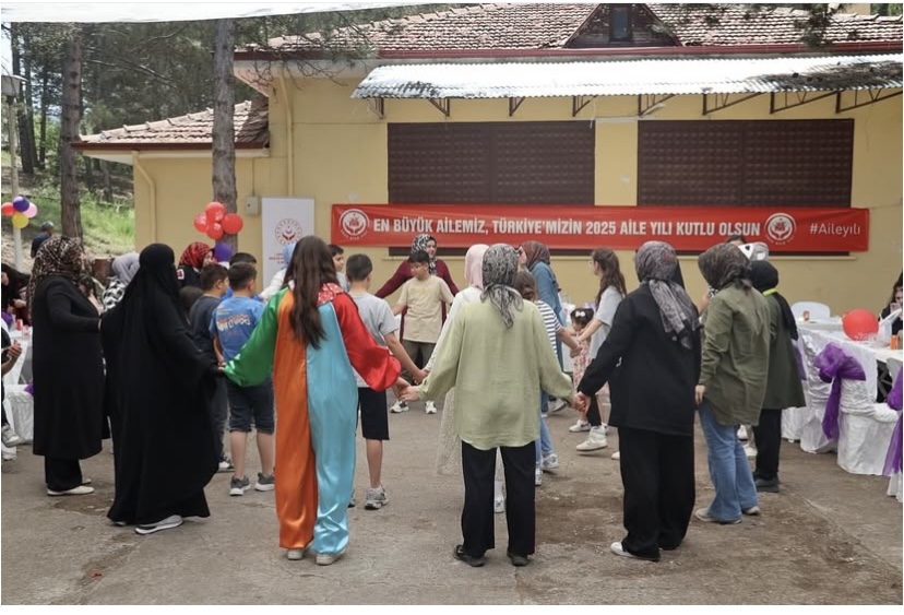 Çankırı’da Aile Yılı Faaliyetleri Kapsamında Piknik Düzenlendi