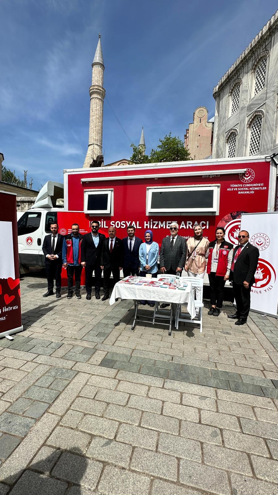 Mobil Sosyal Hizmet Aracı Ayasofya’da