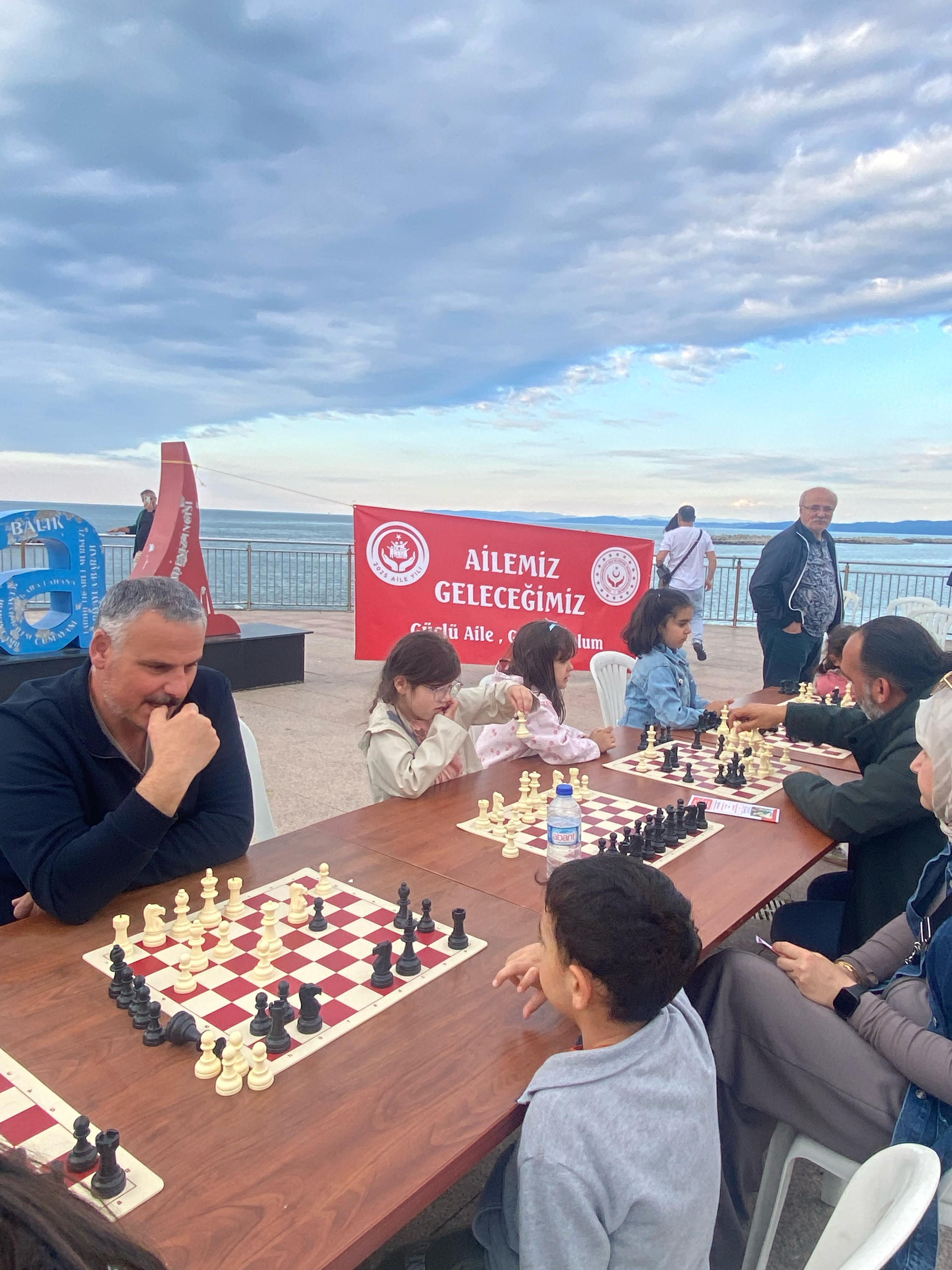Düzce’de "Ailemle Satranç Oynuyorum" Etkinliği Yapıldı