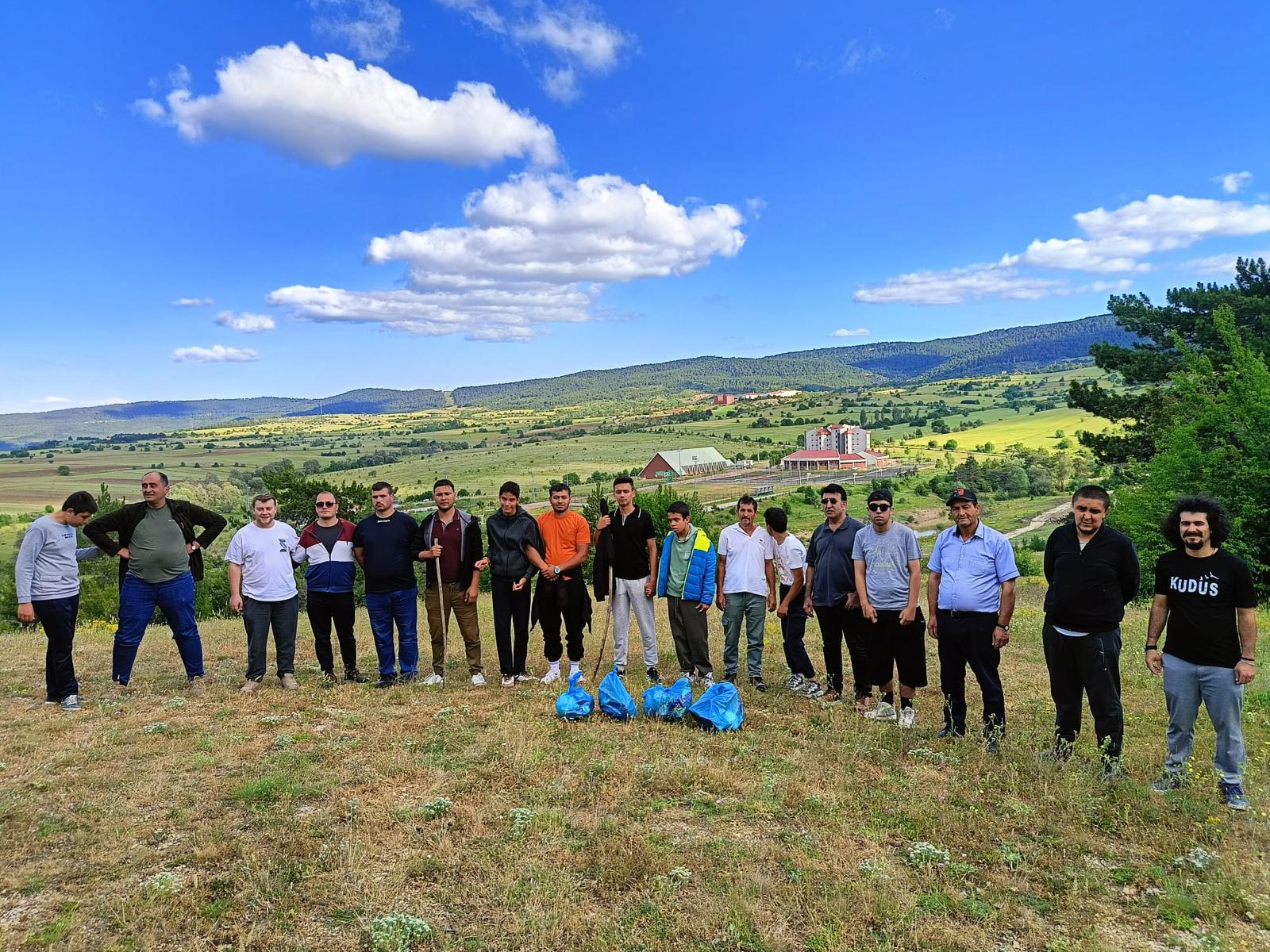 Karabük’te özel Gereksinimli Bireylerle Doğa Kampı Yapıldı