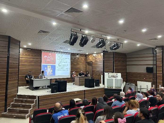 Tokat’da Aile Yılı Kapsamında Anlamlı Söyleşi