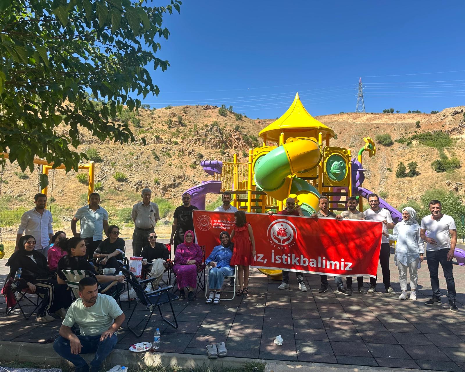 Bingöl’de Kurum Personeline Yönelik Aile Pikniği Düzenlendi
