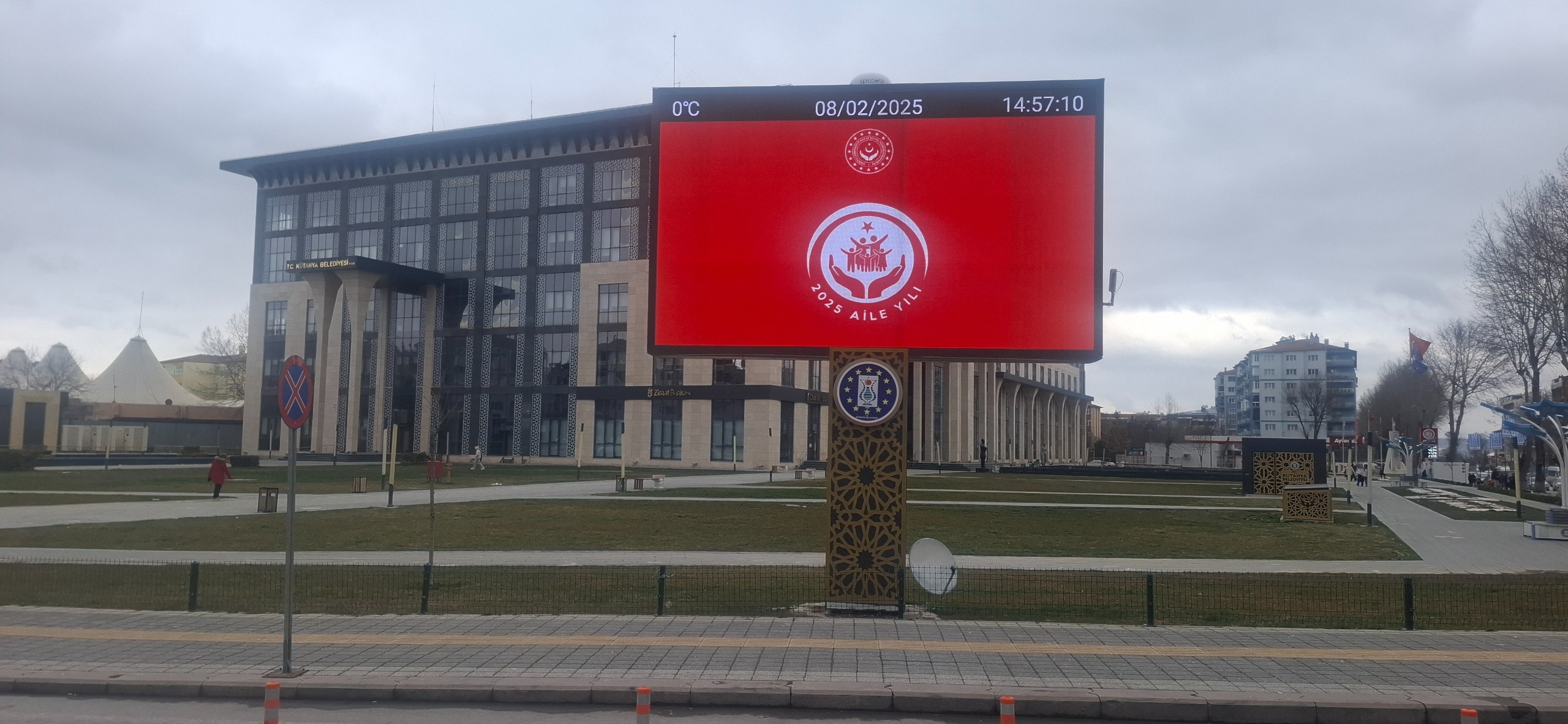 Aile Yılı Kapsamında Bilboardlar ve Dijital Panolarda Farkındalık Çalışmaları Yapıldı