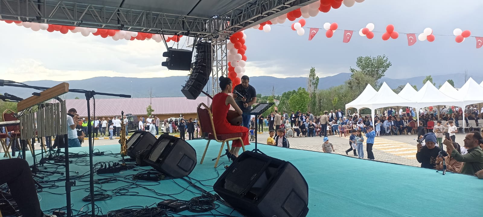 Muş’ta Türkülerin Sesi Müzik Etkinliği Gerçekleştirildi