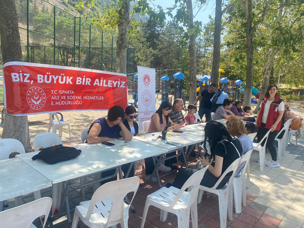 Isparta Eğirdir’de “Doğa ile Okuyorum” Etkinliği Düzenlendi