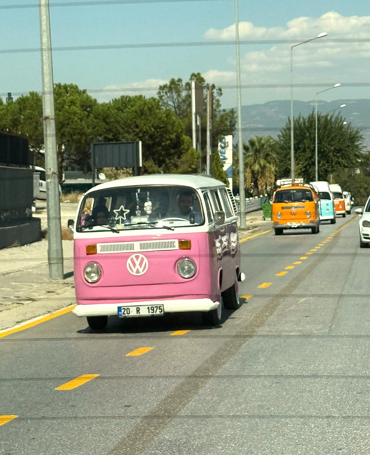 Denizli’de Yaşlılar Günü Münasebetiyle  “Nostaljik Anıların Rotası” Etkinliği Düzenlendi