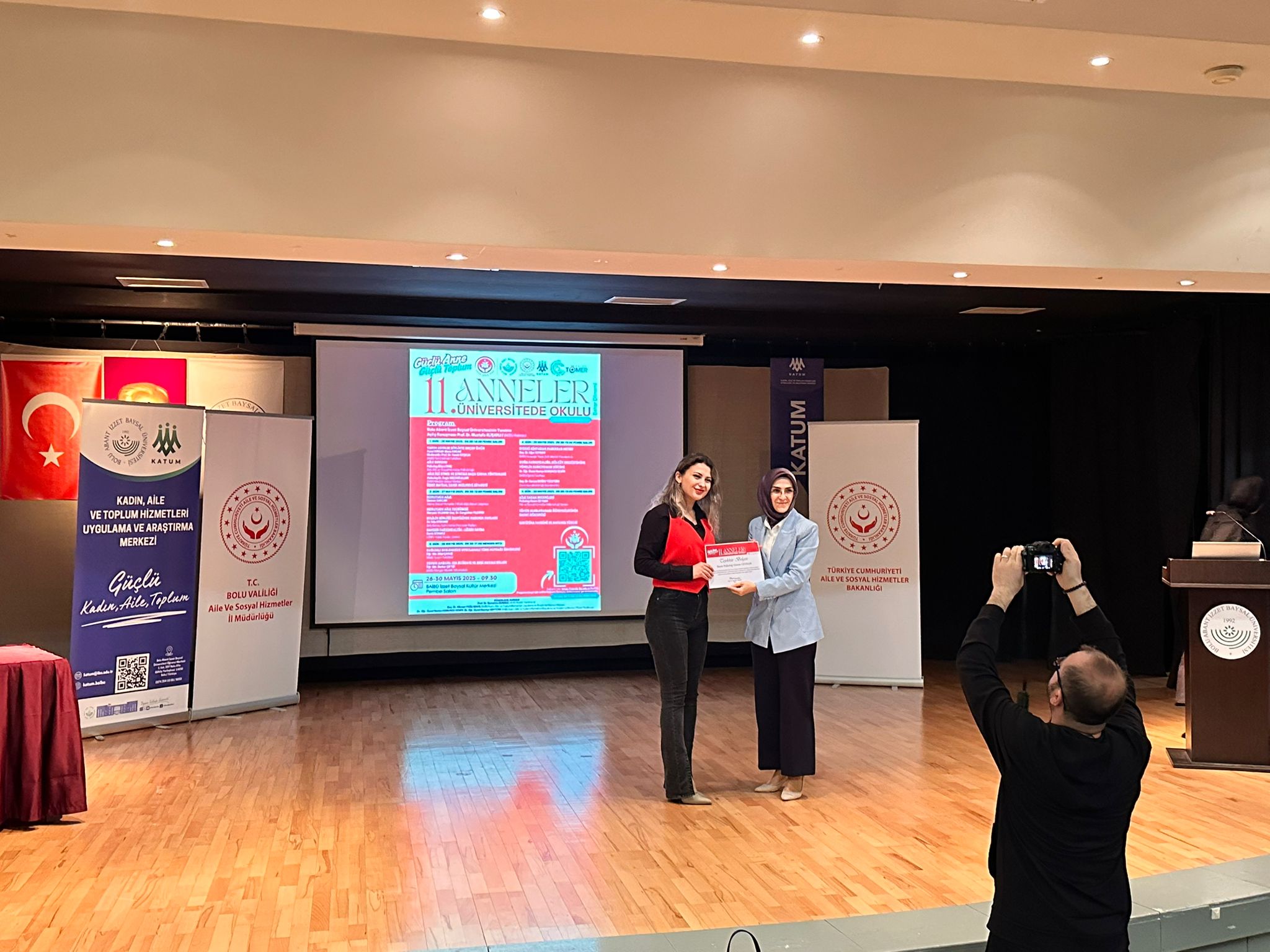 Bolu’da “11. Anneler Üniversitede”  Projesi Kapsamında Farkındalık Eğitimi Düzenlendi