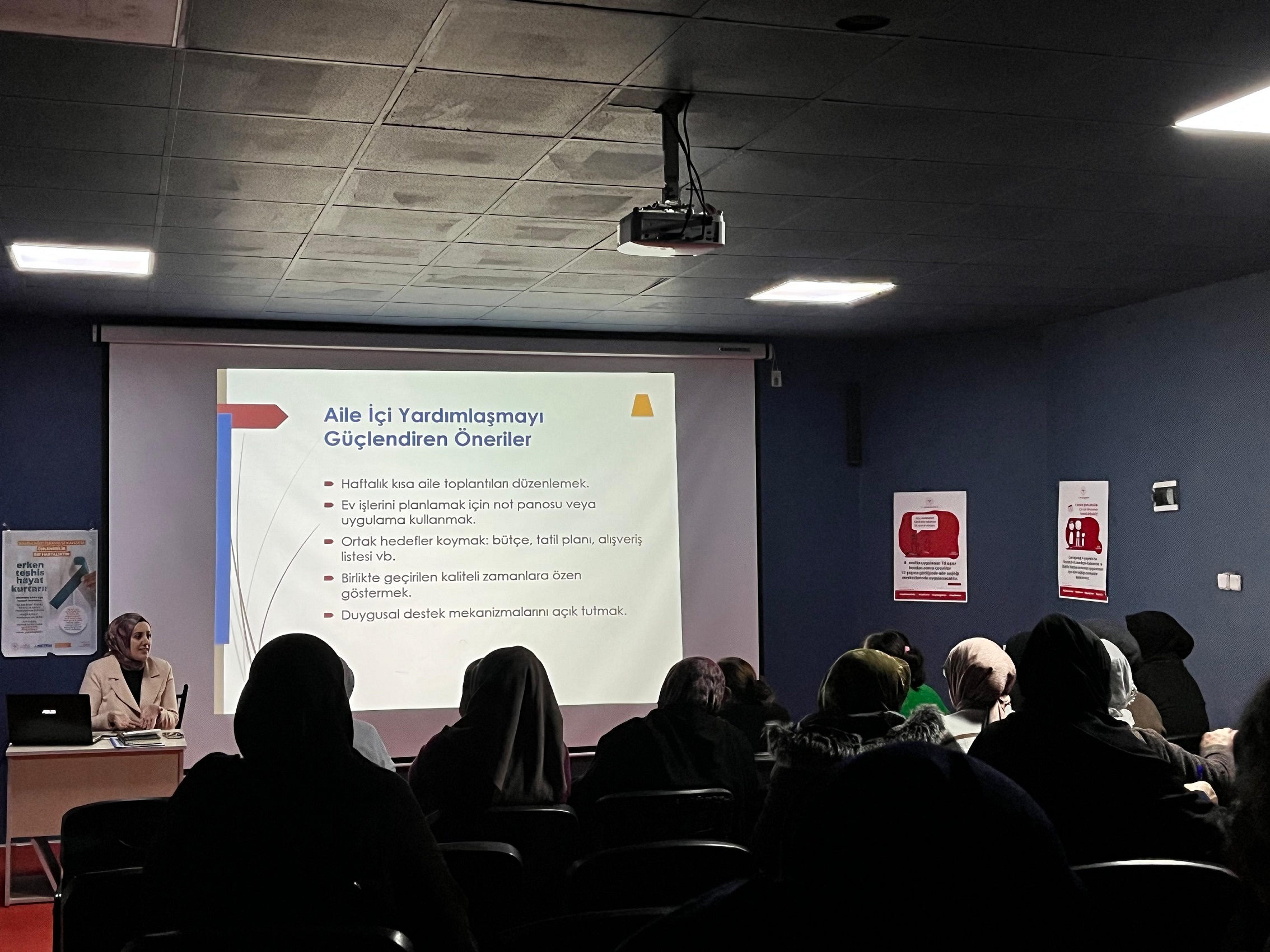 Muş’ta Ailede Dayanışma Konulu Seminer Düzenlendi