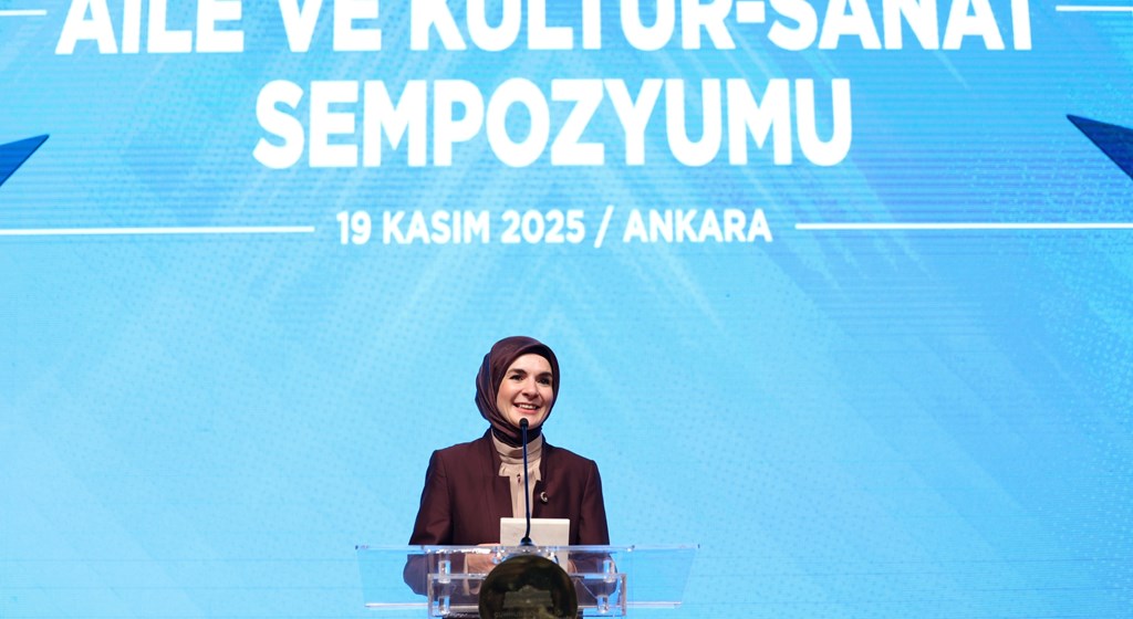 "Aile ve Kültür-Sanat Sempozyumu" Başladı