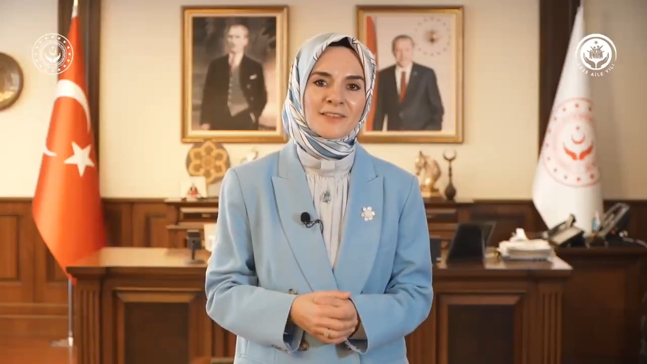 "Aile, hepimiz için güven, sevgi ve dayanışmanın yuvasıdır." 