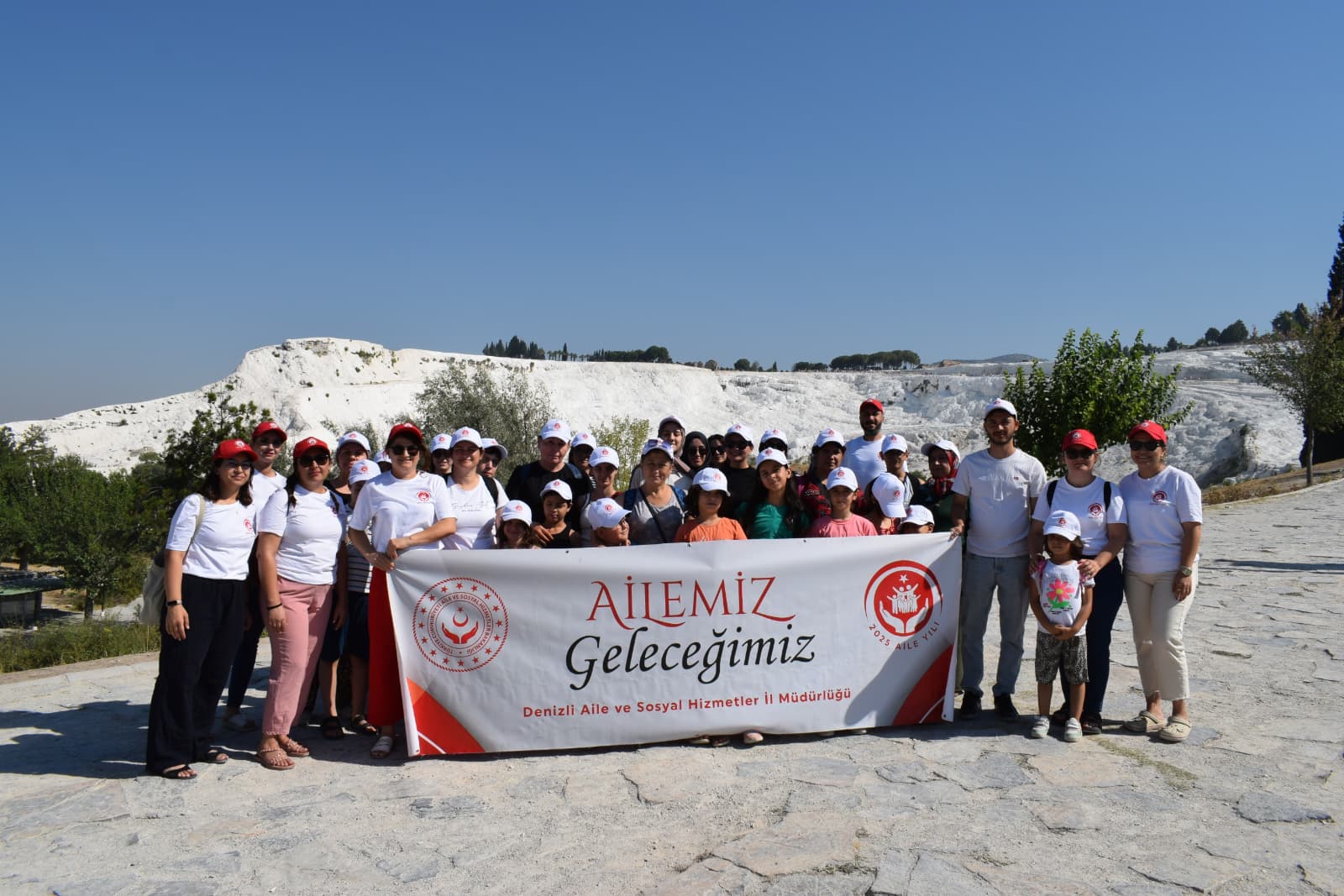 Denizli’de Çocuklara Yönelik “Pamuk Gibi Bir Gün” İsimli Kültürel Miras Turu Yapıldı