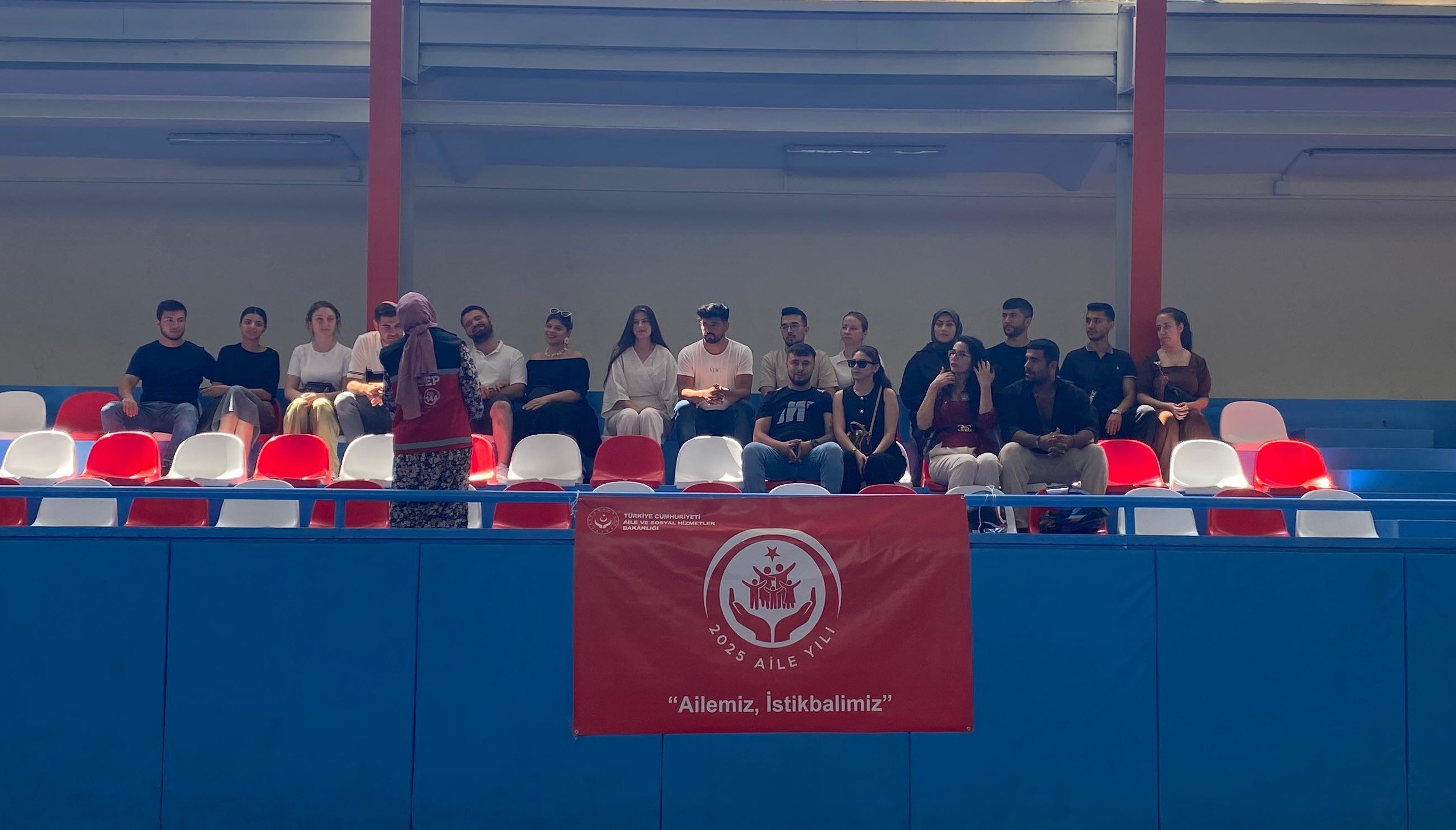 Manisa’da Evli Çiftlere Yönelik İletişim Eğitimi Düzenlendi