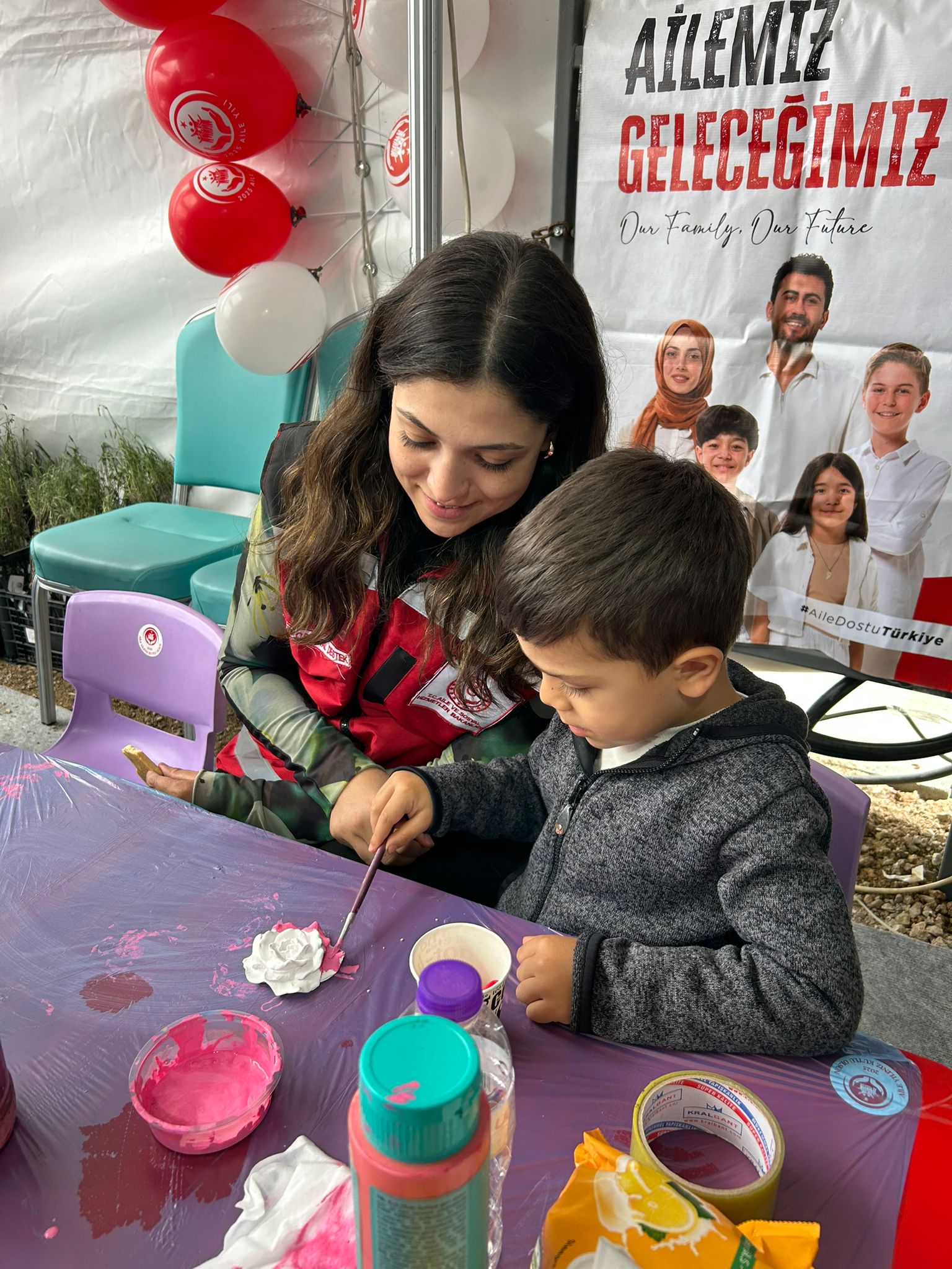 Isparta’da Gül Festivalinde Aile Yılı Standı Açıldı