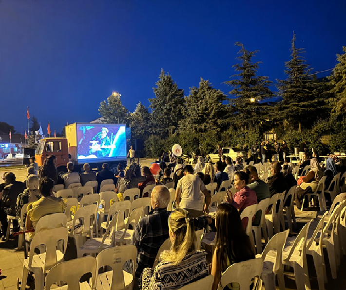 Isparta Uluborlu’da Aile Temalı Film Gösterimi Yapıldı