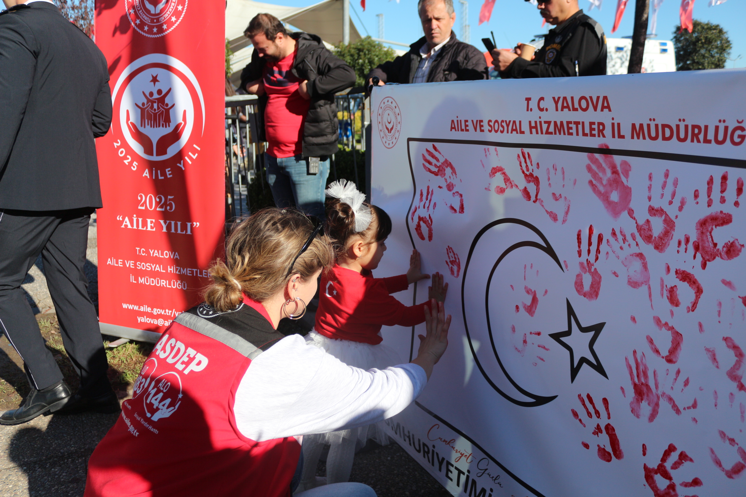 Yalova’da Cumhuriyet Bayramı Coşku İle Kutlandı