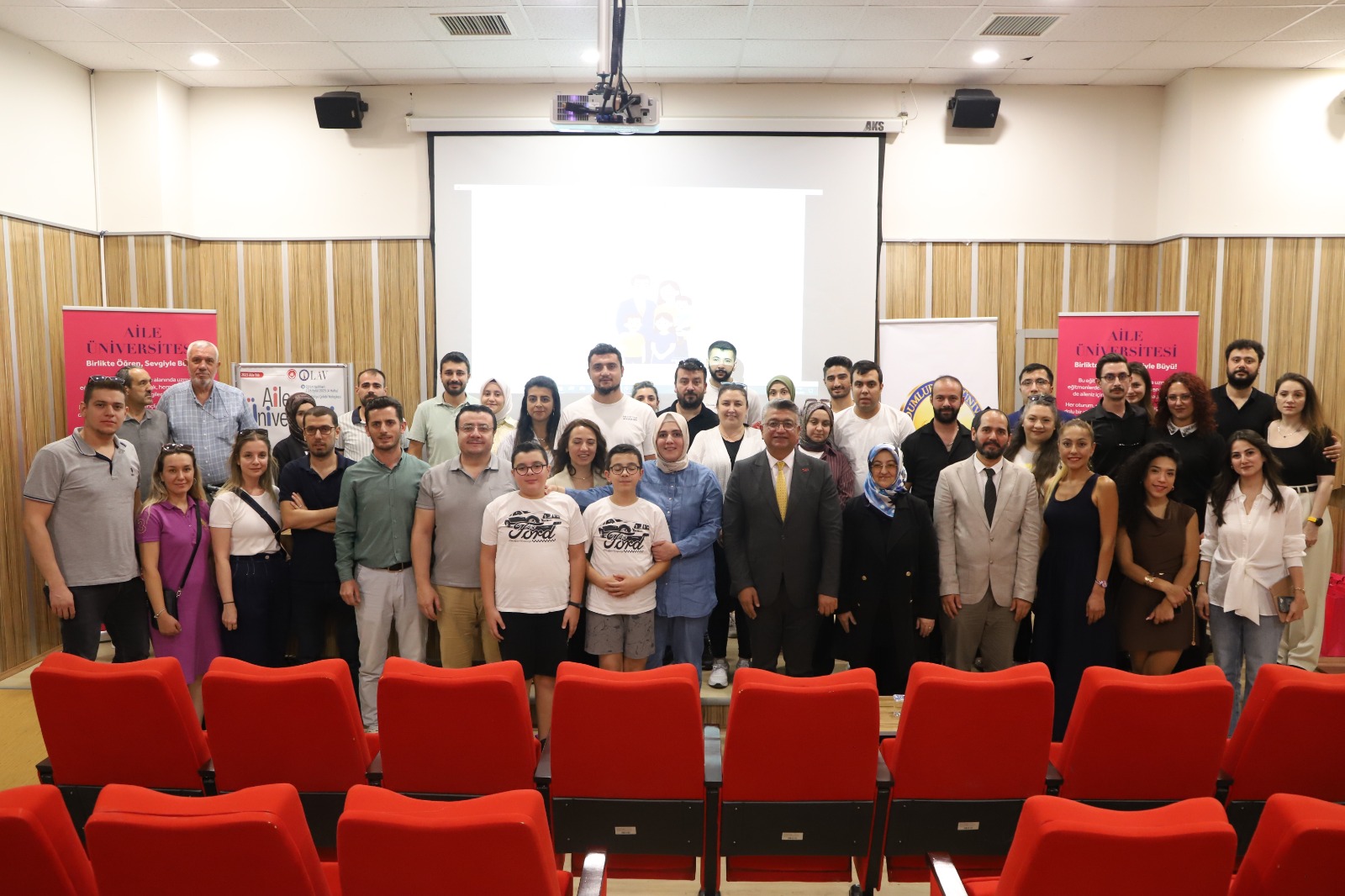 Kütahya’da Aile Üniversitesi Açıldı