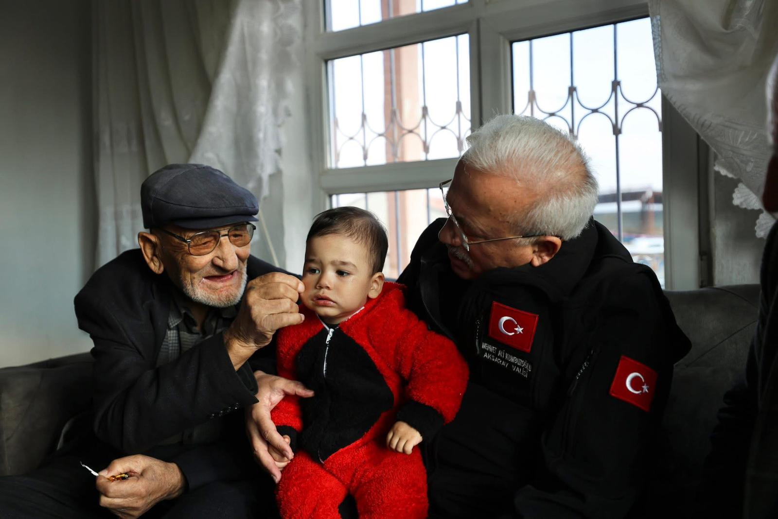 Aksaray’da Dört Kuşak Bir Arada Faaliyeti Kapsamında Uz Ailesi Ziyaret Edildi