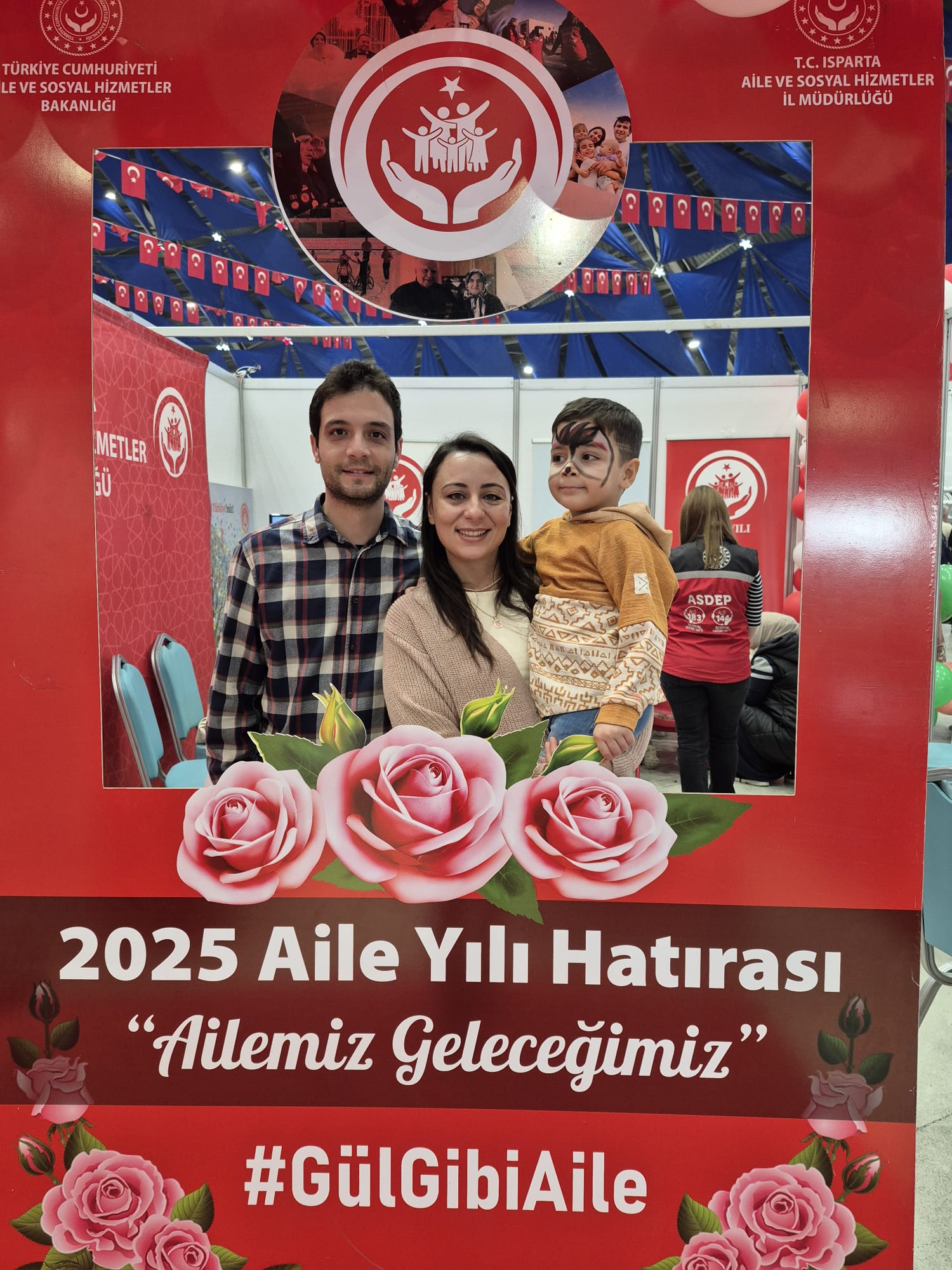 Isparta’da Düzenlenen Gastronomi ve Turizm Fuarında Aile Yılı Standı Açıldı