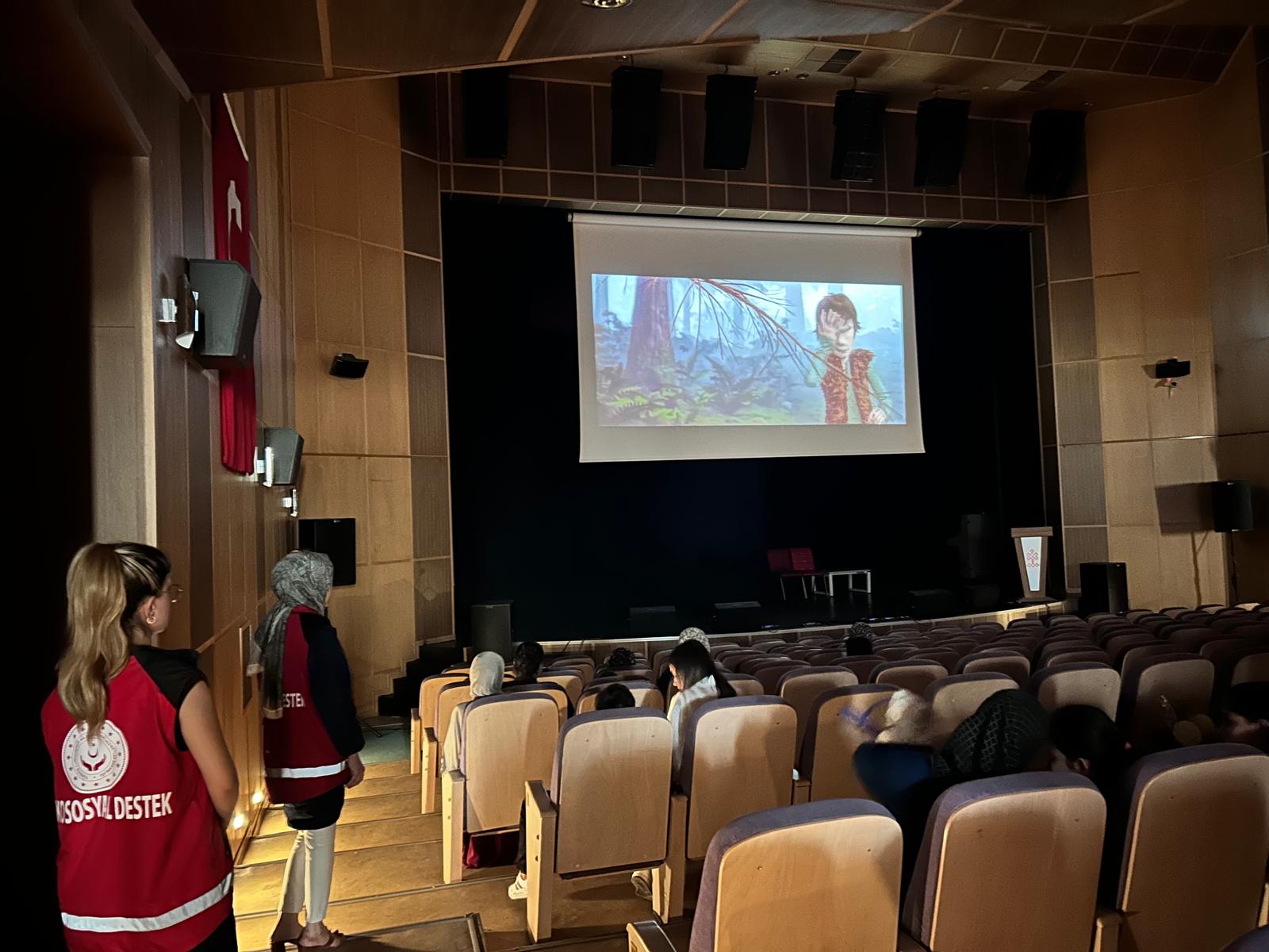 Osmaniye’de Aile Sineması Günü Etkinliği Düzenlendi