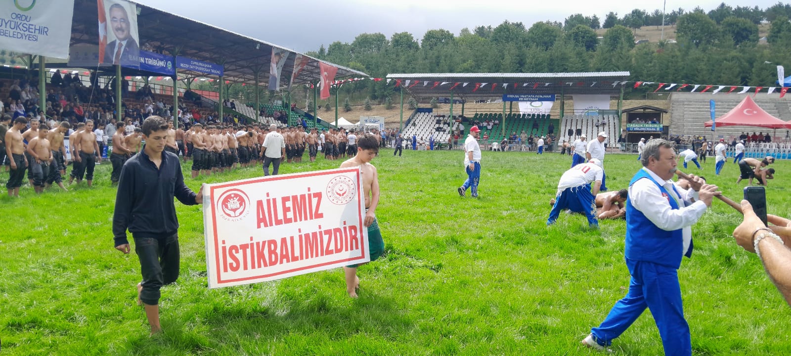 Ordu 917. Uluslararası Geleneksel Aybastı Perşembe Yaylası Şenliğinde Aile Yılı Tanıtımı Çalışması Yapıldı
