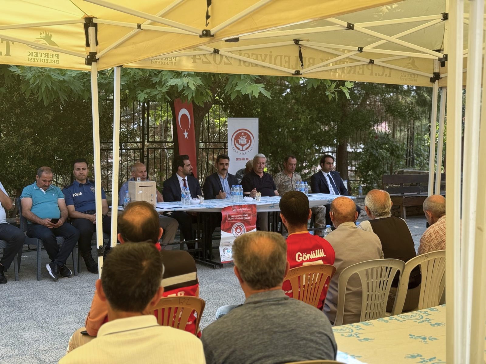Tunceli’de Aile Yılı Etkinlikleri Kapsamında Mahalle Buluşması Gerçekleştirildi